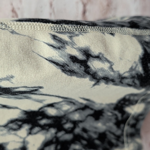 Marble Print Racerback Tank Top Lululemon Small - Picture 2 of 2